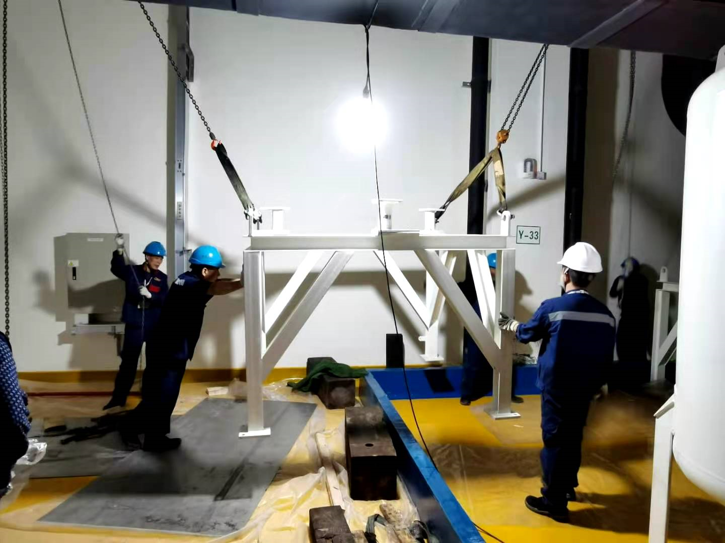 供酸設(shè)備搬運(yùn)